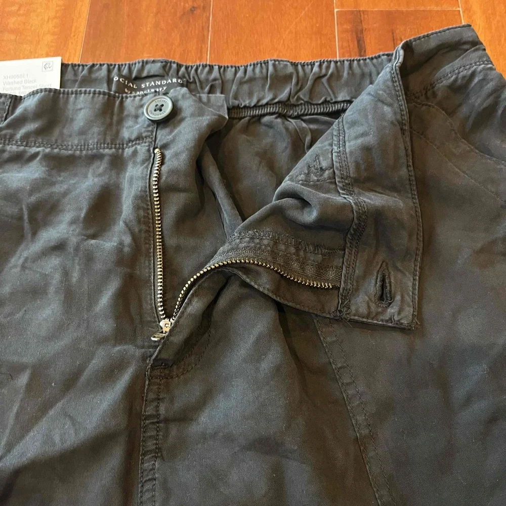 New NWT Sanctuary Social Standard Fortune Tencel Shorts Washed Black Plus Sz XXL